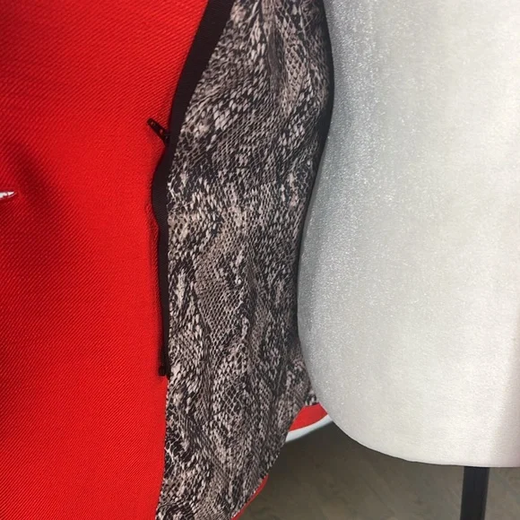 Veronica Beard Long Red Dicky Jacket Sz 4 - Picture 6 of 8